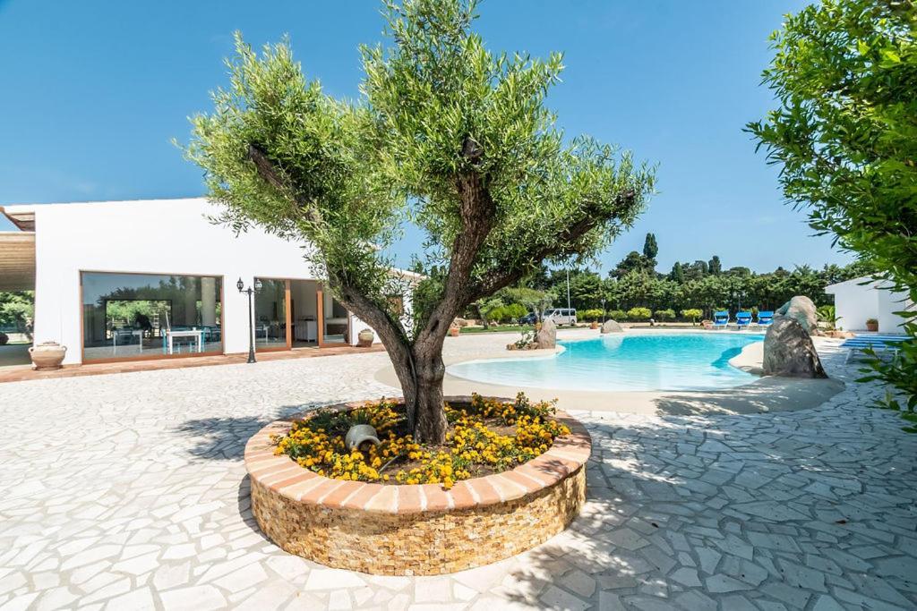 אורוסיי Sisula Country Hotel & Spa מראה חיצוני תמונה