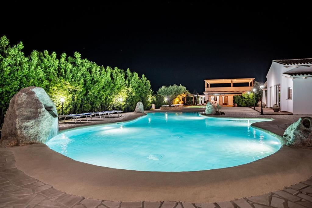 אורוסיי Sisula Country Hotel & Spa מראה חיצוני תמונה